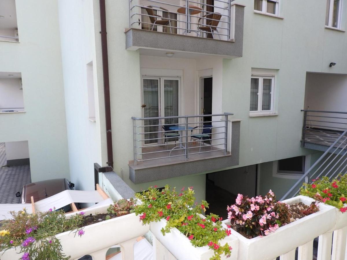 Ruza&Nikolina "1" Apartmani - Baska Voda Ngoại thất bức ảnh