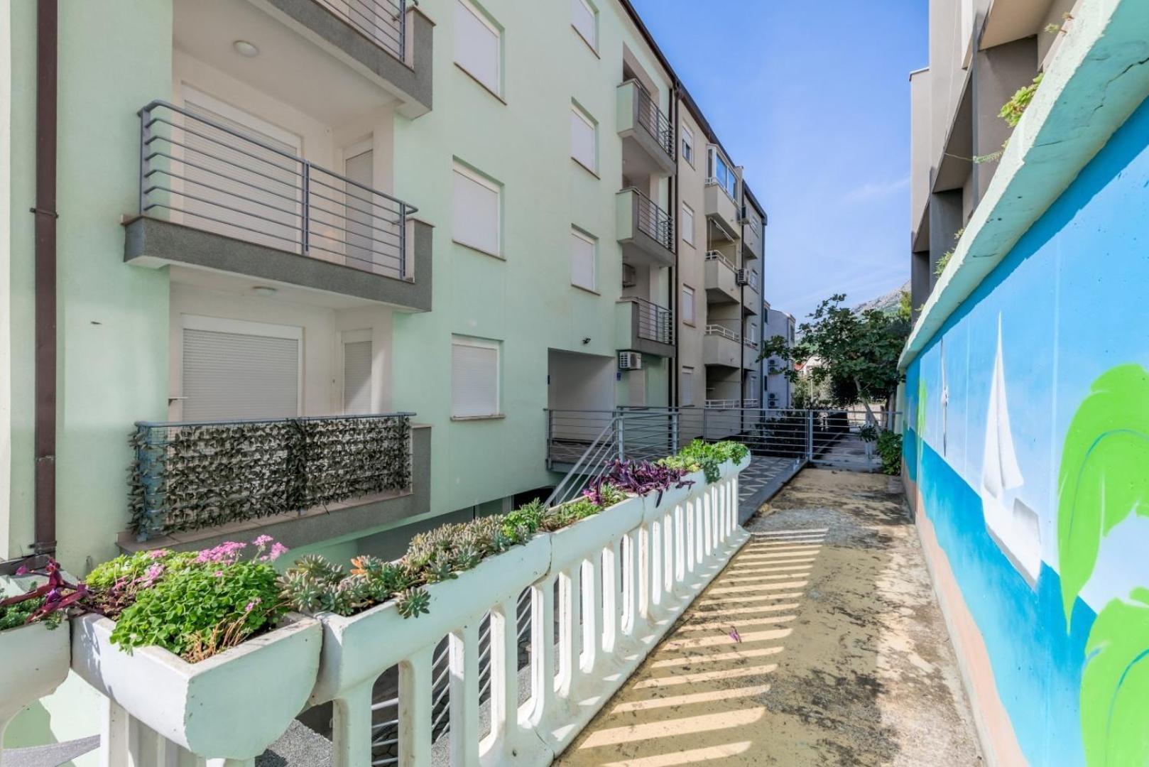 Ruza&Nikolina "1" Apartmani - Baska Voda Ngoại thất bức ảnh