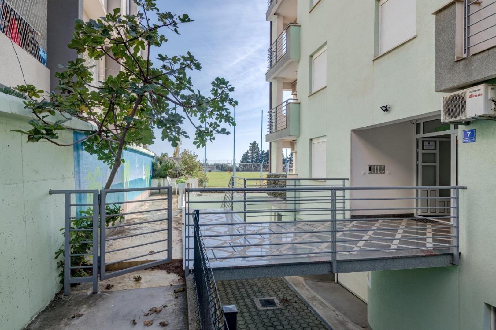 Ruza&Nikolina "1" Apartmani - Baska Voda Ngoại thất bức ảnh