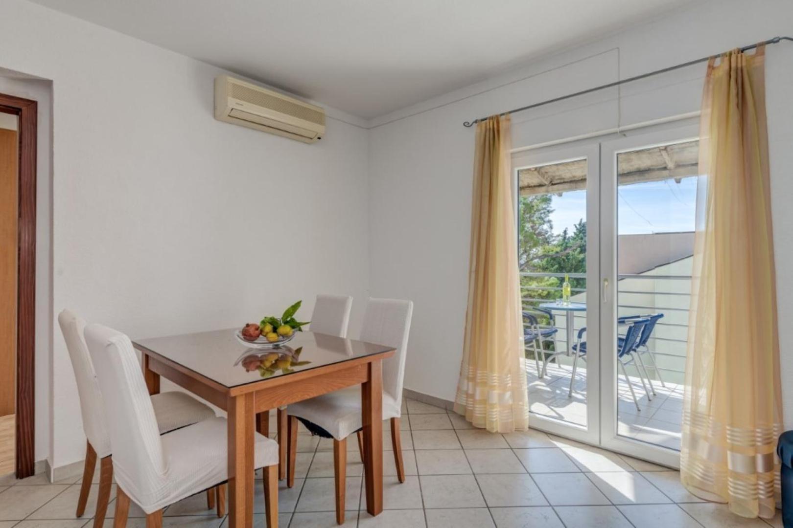Ruza&Nikolina "1" Apartmani - Baska Voda Ngoại thất bức ảnh