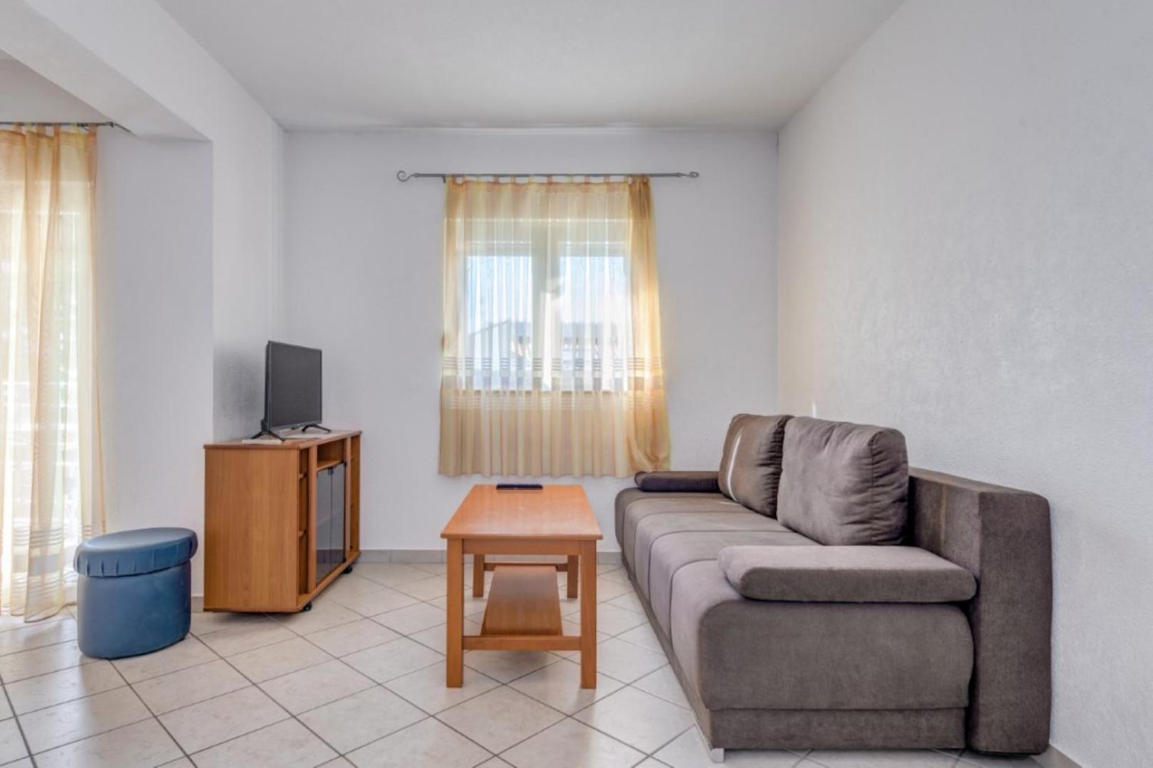 Ruza&Nikolina "1" Apartmani - Baska Voda Ngoại thất bức ảnh