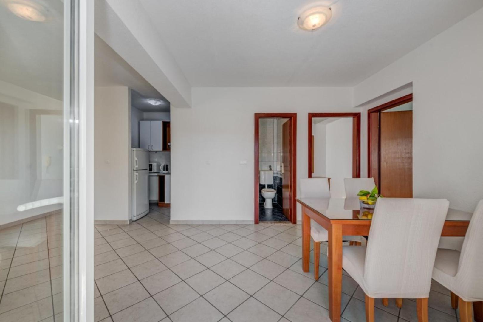 Ruza&Nikolina "1" Apartmani - Baska Voda Ngoại thất bức ảnh