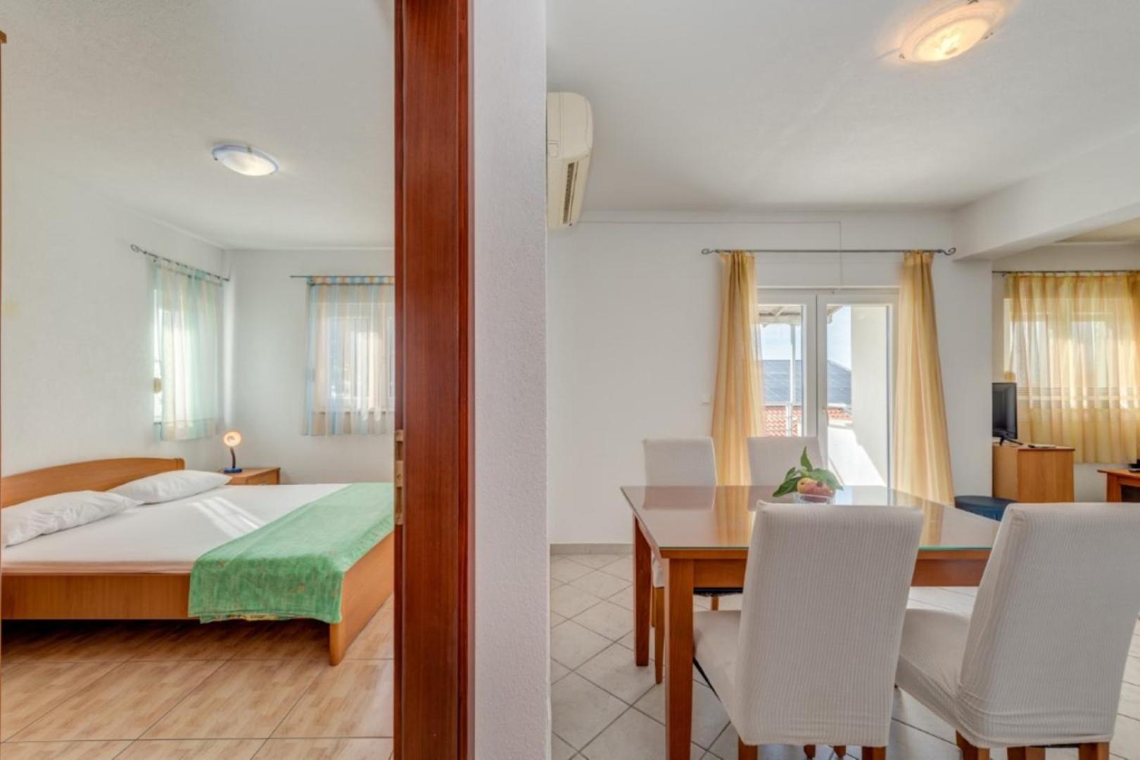 Ruza&Nikolina "1" Apartmani - Baska Voda Ngoại thất bức ảnh